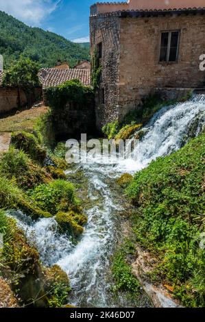 Rasiglia. Petit village des sources. Ombrie Banque D'Images