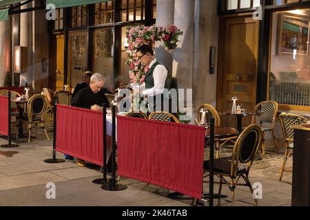 Le restaurant Franco's, situé sur Jermyn Street à St James's depuis 1945, l'un des plus anciens restaurants italiens de Londres, Piccadilly, Londres, Royaume-Uni Banque D'Images