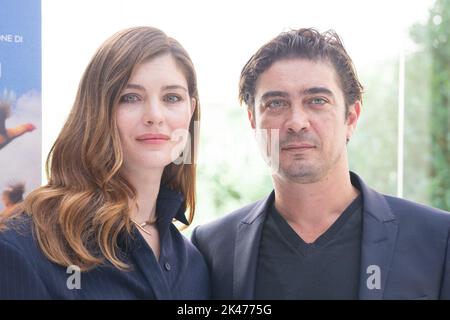 30 septembre 2022, Roma, RM, Italie: Riccardo Scamarcio et Vittoria Puccini assistent à la séance photo du film ''quasi Orfano''' à Rome (Credit image: © Matteo Nardone/Pacific Press via ZUMA Press Wire) Banque D'Images