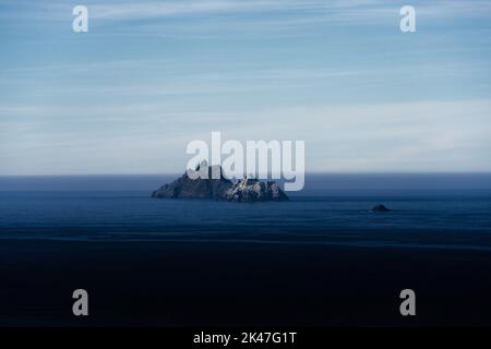 Vue imprenable sur Little Skellig Island sur la route panoramique Wild Atlantic Way en Irlande occidentale Banque D'Images