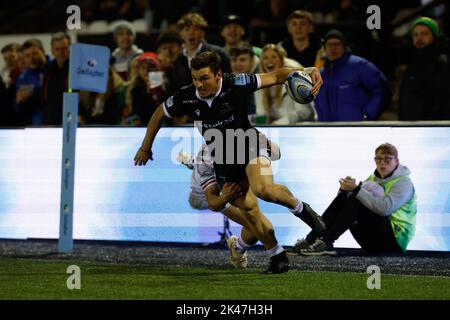 Newcastle, Royaume-Uni. 10th septembre 2022. Mateo Carreras en action lors du match de première division de Gallagher entre Newcastle Falcons et Bristol à Kingston Park, Newcastle, le vendredi 30th septembre 2022. (Credit: Chris Lishman | MI News) Credit: MI News & Sport /Alay Live News Banque D'Images