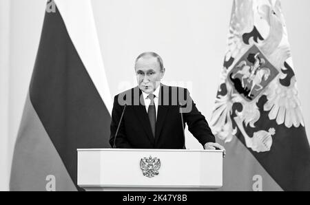 Discours présidentiel à l'occasion de la signature des traités relatifs à l'adhésion des régions du DPR, du LPR, de Zaporozhye et de Kherson à la Russie. Photo: Bureau du Président de la Russie Banque D'Images