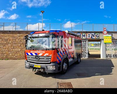 Véhicule de la brigade des pompiers de Haaglanden dans le centre-ville de la Haye, aux pays-Bas Banque D'Images