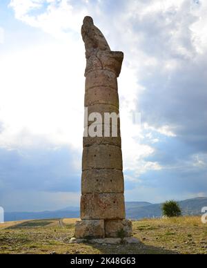 Karakus Tumulus est une ancienne colonie située dans Adiyaman. Banque D'Images