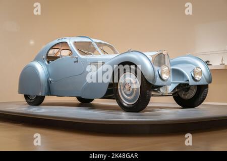 BILBAO, ESPAGNE-10 SEPTEMBRE 2022 : 1936 Bugatti Type 57SC Atlantique Banque D'Images