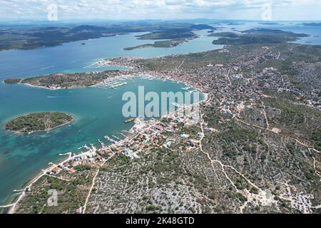 Murter Island, Croatie. Vue de drone. Banque D'Images