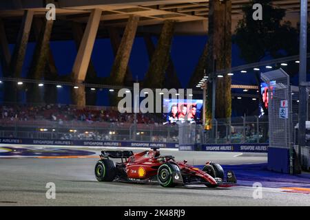 Singapour. 01st octobre 2022. 16 LECLERC Charles (mco), Scuderia Ferrari F1-75, action pendant la Formule 1 Singapore Airlines Grand Prix de Singapour 2022, 17th tour du Championnat du monde de Formule 1 FIA 2022 de 30 septembre à 02 octobre 2022 sur le circuit de rue de Marina Bay, à Singapour - photo Antonin Vincent / DPPI crédit: DPPI Media/Alamy Live News Banque D'Images