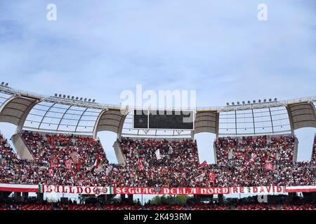 Bari, Italie. 01st octobre 2022. SSC Bari Supporters pendant SSC Bari vs Brescia Calcio, Italie football série B match à Bari, Italie, 01 octobre 2022 Credit: Independent photo Agency/Alay Live News Banque D'Images