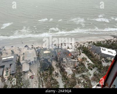 Sanibel Island, États-Unis. 29th septembre 2022. Vues aériennes des quartiers endommagés par l'ouragan de catégorie 4 Ian, qui a traqué la côte ouest de la Floride, 29 septembre 2022 à Sanibel, Floride. Crédit : Joey Feldman/US Coast Guard/Alay Live News Banque D'Images