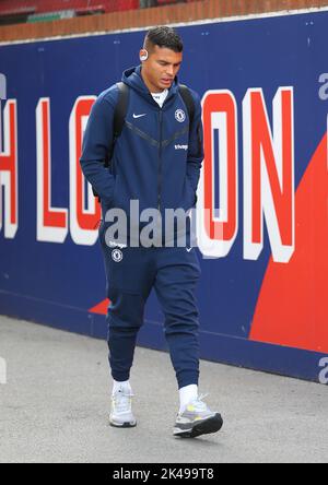 Londres, Royaume-Uni. Londres, Royaume-Uni. Londres, Royaume-Uni. 01st octobre 2022. 1st octobre 2022 ; Selhurst Park, Crystal Palace, Londres, Angleterre ; Premier League football, Crystal Palace versus Chelsea: Thiago Silva de Chelsea arrive à Selhurst Park crédit: Action plus Sports Images/Alay Live News crédit: Action plus Sports Images/Alay Live News crédit: Action plus Sports Images/Alay Live News Banque D'Images