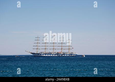 Royal Clipper s'est ancré au large de l'île de Krk, en Croatie, en Europe. Banque D'Images