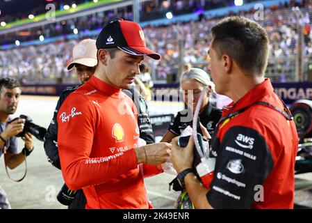 Singapour, Singapour. 01st octobre 2022. Charles Leclerc (mon) Ferrari. 01.10.2022. Championnat du monde Formula 1, Rd 17, Grand Prix de Singapour, circuit de Marina Bay Street, Singapour, Journée de qualification. Le crédit photo doit être lu : images XPB/Press Association. Crédit : XPB Images Ltd/Alamy Live News Banque D'Images