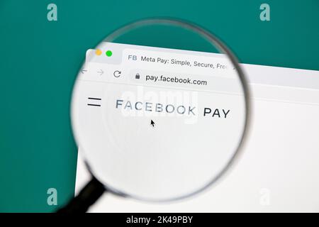 Ostersund, Suède - 2 juillet 2022: Facebook site de paiement sur un écran d'ordinateur. Meta Pay est un moyen sécurisé de payer sur les applications que vous utilisez déjà. Banque D'Images