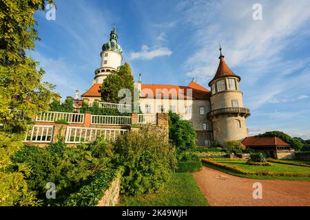 Le château baroque de Nove Mesto nad Metuji, République tchèque. Banque D'Images