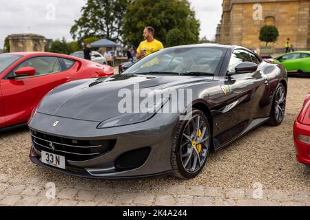 2019 Ferrari Portofino ‘33 N’ en exposition au salon privé Concours d’Elégérance Motor show tenu au Palais de Blenheim Banque D'Images