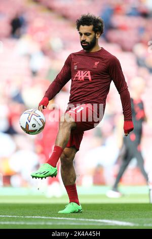 Liverpool, Royaume-Uni. 01st octobre 2022. Mohamed Salah de Liverpool pendant l'échauffement. Match Premier League, Liverpool v Brighton & Hove Albion à Anfield à Liverpool le samedi 1st octobre 2022. Cette image ne peut être utilisée qu'à des fins éditoriales. Utilisation éditoriale uniquement, licence requise pour une utilisation commerciale. Aucune utilisation dans les Paris, les jeux ou les publications d'un seul club/ligue/joueur. photo par Chris Stading/Andrew Orchard sports Photography/Alamy Live News crédit: Andrew Orchard sports Photography/Alamy Live News Banque D'Images