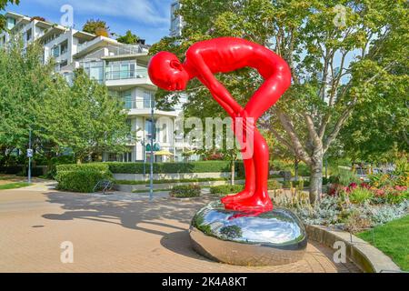 The Proud Youth, par le sculpteur chinois Chen Wenling, False Creek Seawall, Vancouver, Colombie-Britannique, Canada Banque D'Images