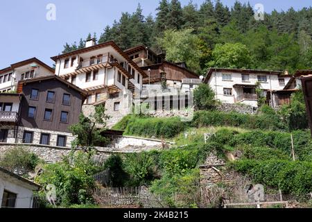 Shiroka Laka est un village dans le sud de la Bulgarie, situé dans la municipalité de Smolyan, Smolyan Province. Banque D'Images