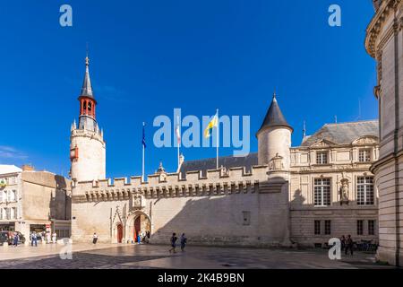 Hôtel de ville historique dans la vieille ville, Hôtel de ville, la Rochelle, Côte Atlantique, Aquitaine, Nouveau-Aquitaine, France Banque D'Images