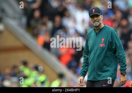 Liverpool, Royaume-Uni. 01st octobre 2022. Jurgen Klopp, responsable de Liverpool, à la fin du match. Match Premier League, Liverpool v Brighton & Hove Albion à Anfield à Liverpool le samedi 1st octobre 2022. Cette image ne peut être utilisée qu'à des fins éditoriales. Utilisation éditoriale uniquement, licence requise pour une utilisation commerciale. Aucune utilisation dans les Paris, les jeux ou les publications d'un seul club/ligue/joueur. photo par Chris Stading/Andrew Orchard sports Photography/Alamy Live News crédit: Andrew Orchard sports Photography/Alamy Live News Banque D'Images