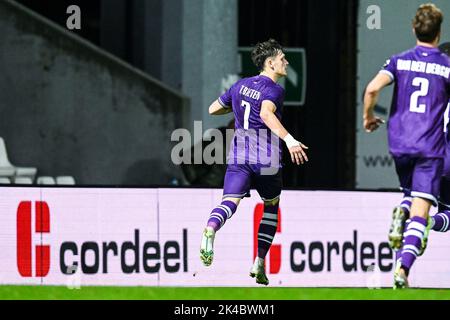 Thibo Baeten de Beerschot célèbre après avoir remporté un match de football entre Beerschot va et KMSK Deinze, le samedi 01 octobre 2022 à Anvers, le 7 e jour de la première division du championnat belge de la « Challenger Pro League » 2022-2023. BELGA PHOTO TOM GOYVAERTS Banque D'Images