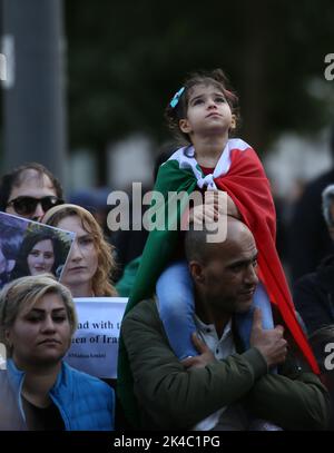 Manchester, Royaume-Uni. 1st octobre 2022. Les femmes, la vie, la liberté protestent en solidarité avec le soulèvement en Iran contre la police morale après la mort de Mahsa Amini. Manchester, Royaume-Uni. Credit: Barbara Cook/Alay Live News Banque D'Images