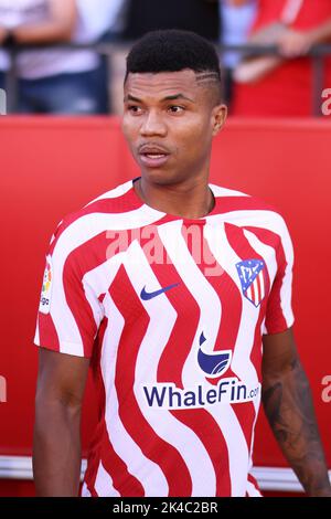 Séville, Séville, Espagne. 1st octobre 2022. Reinildo Mandava de l'Atletico de Madrid pendant le match de la Liga Santader entre Sevilla CF et Atletico Madrid à Ramon Sanchez Pizjuan à Séville, Espagne, sur 01 octobre 2022. (Credit image: © Jose Luis Contreras/DAX via ZUMA Press Wire) Banque D'Images