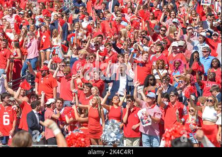 Oxford, MS, États-Unis. 01st octobre 2022. Pendant le match entre l'Université du Kentucky Wildcats et l'Université du Mississippi Rebels au stade Vaught Hemingway à Oxford, MS. OLE Miss défait le Kentucky, 22-19. Patrick Green/CSM/Alamy Live News Banque D'Images