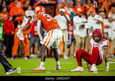 Clemson, Caroline du Sud, États-Unis. 1st octobre 2022. Le match de football de la NCAA au Memorial Stadiun à Clemson, SC. (Scott Kinser/CSM). Crédit : csm/Alay Live News Banque D'Images