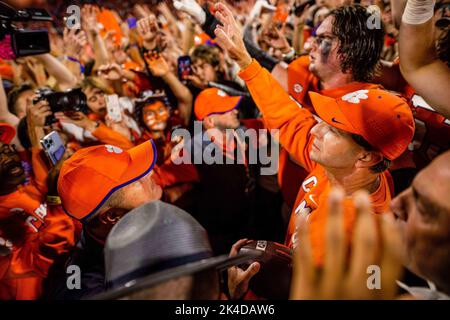 Clemson, Caroline du Sud, États-Unis. 1st octobre 2022. Le match de football de la NCAA au Memorial Stadiun à Clemson, SC. (Scott Kinser/CSM). Crédit : csm/Alay Live News Banque D'Images