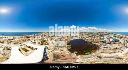 Vue panoramique à 360° de Photo sphérique aérienne de 360 fort Myers Beach les conséquences de la destruction de l'ouragan Ian 2022