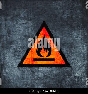 Panneau inflammable sur fond rayé. Symbole de risque d'incendie, grunge texturé. Icône de risque de conflagration (triangle), rouge sur gris Banque D'Images