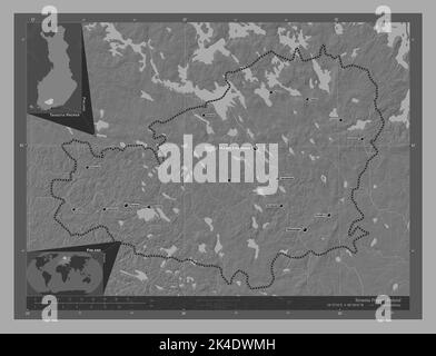 Tavastia proprement dite, région de Finlande. Carte d'altitude à deux niveaux avec lacs et rivières. Lieux et noms des principales villes de la région. Angle auxiliaire l Banque D'Images