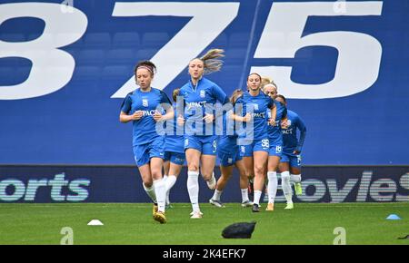 Birmingham, Royaume-Uni. 2nd octobre 2022. Birmingham, Royaume-Uni. 02nd octobre 2022. Birmingham, 2 octobre 2022 Birmingham s'échauffe pendant le match de la coupe Conti des femmes entre Birmingham City vs Brighton (Karl W Newton/SPP) crédit: SPP Sport presse photo. /Alamy Live News Banque D'Images
