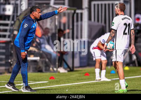 ROTTERDAM, PAYS-BAS - OCTOBRE 2 : entraîneur-chef Henk Fraser du FC Utrecht, Django Warmerdam du FC Utrecht lors du match néerlandais entre l'Excelsior Rotterdam et le FC Utrecht au Stadion Woudestein on 2 octobre 2022 à Rotterdam, pays-Bas (photo de Ben gal/Orange Pictures) Banque D'Images