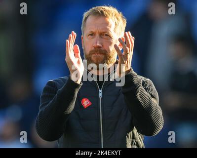 01 octobre 2022 - Crystal Palace v Chelsea - Premier League - Selhurst Park Chelsea le Manager Graham Potter applaudit les fans après le match de Premier League contre Crystal Palace. Image : Mark pain / Alamy Live News Banque D'Images