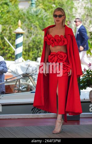 Venise, Italie. 07th septembre 2022. Vanessa Kirby participe au Festival international du film de Venise 79th à Darsena Excelsior à Venise. Crédit : SOPA Images Limited/Alamy Live News Banque D'Images