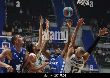 Saint-Pétersbourg, Russie. 02nd octobre 2022. Thomas Wimbush (No.26) de Zenit en action pendant le match de basket-ball de la VTB United League entre Zenit et LES UNICS à Sibur Arena. Score final; Zenit 79:82 UNICS. (Photo de Maksim Konstantinov/SOPA Images/Sipa USA) crédit: SIPA USA/Alay Live News Banque D'Images