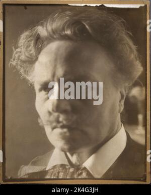 Août Strindberg (18491912). Autoportrait réalisé avec l'appareil photo Wunder. Pays nordiques Banque D'Images