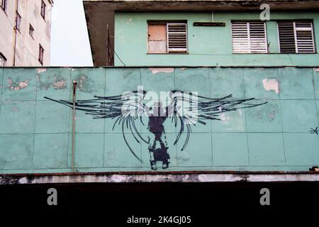 Fresque du président révolutionnaire cubain Fidel Castro sur un bâtiment à la Habana Cuba. Banque D'Images