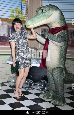 New York, NY, États-Unis. 02nd octobre 2022. Constance Wu à la première mondiale « Lyle, Lyle, Crocodile » au AMC Lincoln Square Theatre sur 02 octobre 2022 à New York. Crédit : RW/Media Punch/Alamy Live News Banque D'Images