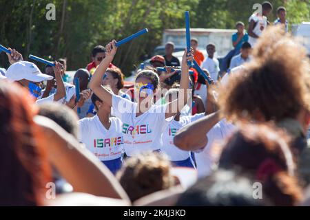 Higüey, la Altagracia, 8 mars 2014 : participantes d'Israël au défilé du Carnaval de Punta Cana Banque D'Images