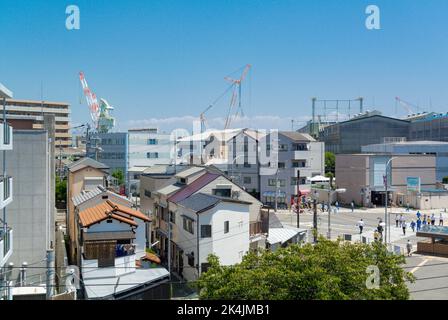 Quartier résidentiel typiquement japonais, Wadamisaki, Kobe, Hyogo, Japon Banque D'Images