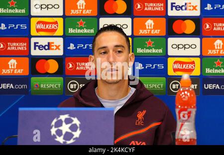 Kostas Tsimikas de Liverpool lors d'une conférence de presse au Centre de formation AXA de Liverpool. Date de la photo: Lundi 3 octobre 2022. Banque D'Images