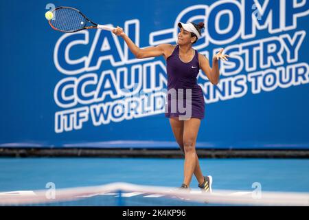 Hua Hin, Thaïlande. 03rd octobre 2022. HUA HIN, THAÏLANDE - OCTOBRE 3 : Sravya Shivani Chilikalapudi de l'Inde lors du deuxième tour de qualification contre Patcharin Chaepchandej de Thaïlande lors de la TOURNÉE MONDIALE DE TENNIS CAL-COMP & XYZPRINTITF 2022 à LA VRAIE ARENA HUA HIN on 3 octobre 2022 à HUA HIN, THAÏLANDE ( Credit: peter Van der Klooster/Alamy Live News Banque D'Images