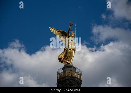 Berlin, Allemagne 28 juin 2022, Viktoria au sommet de la colonne de la victoire à Berlin Banque D'Images