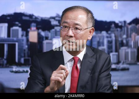 Eddie Yue Wai-man, Directeur général de l'Autorité monétaire de Hong Kong, au bureau du SCMP à Causeway Bay. 28SEP22. SCMP / TSE de mai Banque D'Images