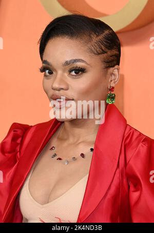 3 octobre 2022. Londres, Royaume-Uni. Makgotso M aka Makgotso Monyemorathoe arrivant à la femme King Premiere, Odeon Luxe, Leicester Square, Londres. Crédit : Doug Peters/EMPICS/Alamy Live News Banque D'Images