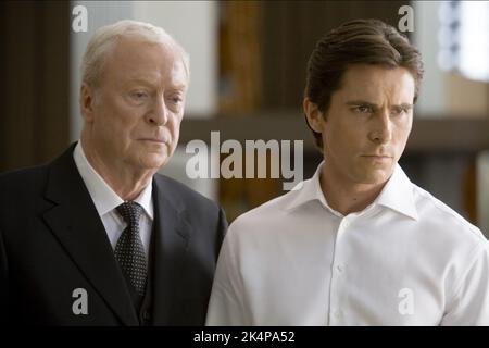 MICHAEL CAINE, CHRISTIAN BALE, LE CHEVALIER NOIR, 2008 Banque D'Images