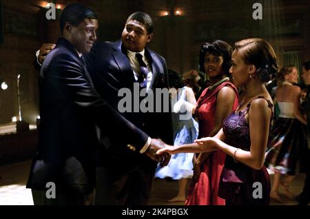 ROB BROWN, OMAR BENSON MILLER, LINARA WASHINGTON, NICOLE BEHARIE, L'EXPRESS : L'histoire d'ERNIE DAVIS, 2008 Banque D'Images